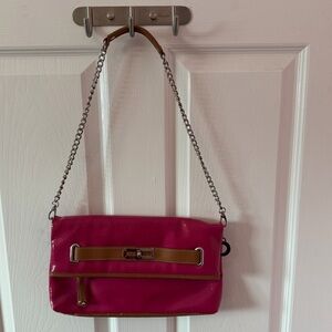 NWOT- “Nine West” Pink Patent Clutch with chain strap